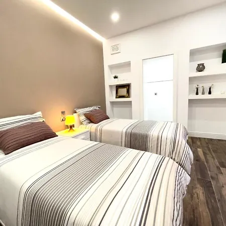 מלון Luxury 3 Bedroom